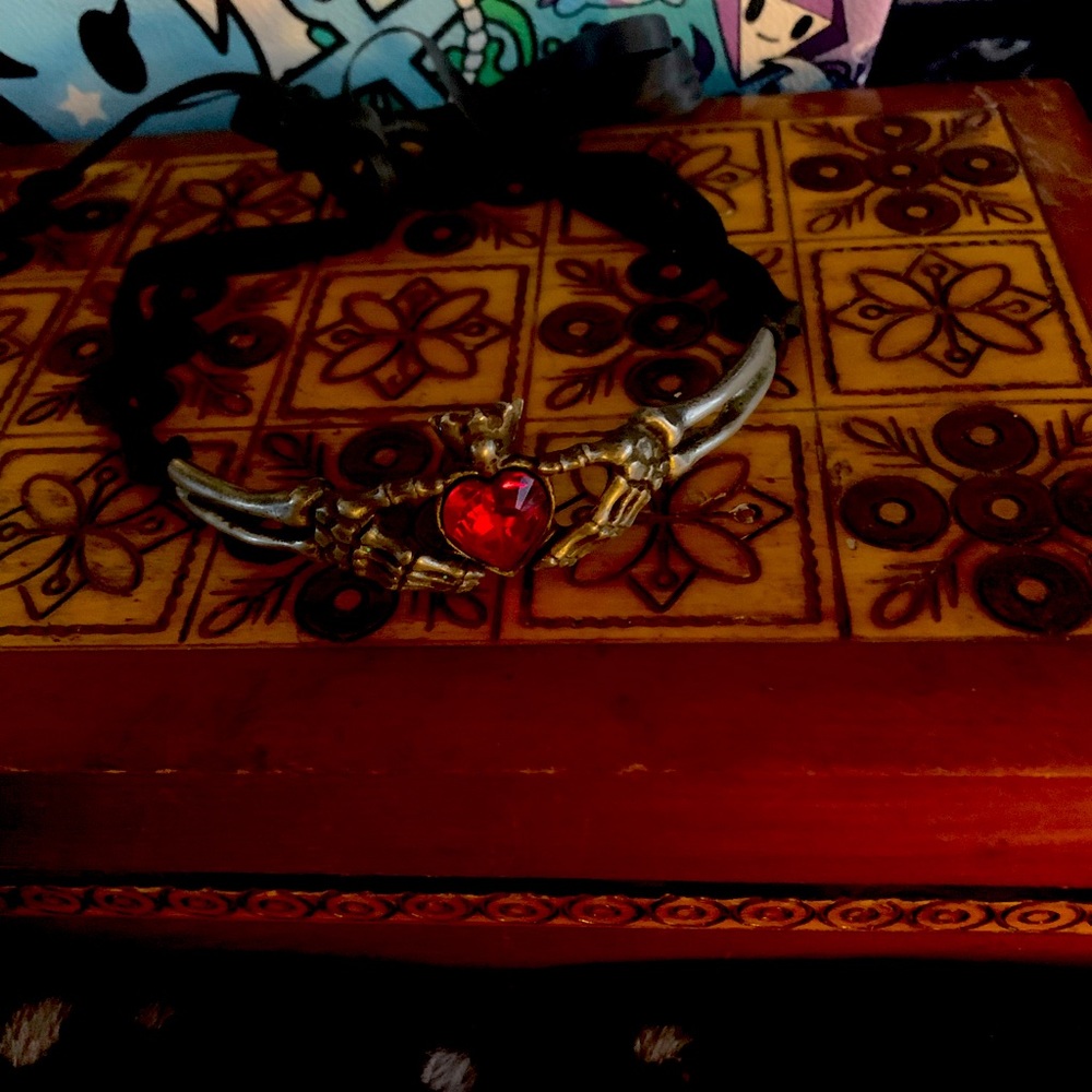 Alchemy of England Choker RARE!